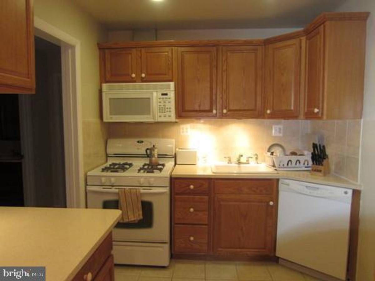 House for rent at 2131 Pimmit Dr, Falls Church, VA 22043