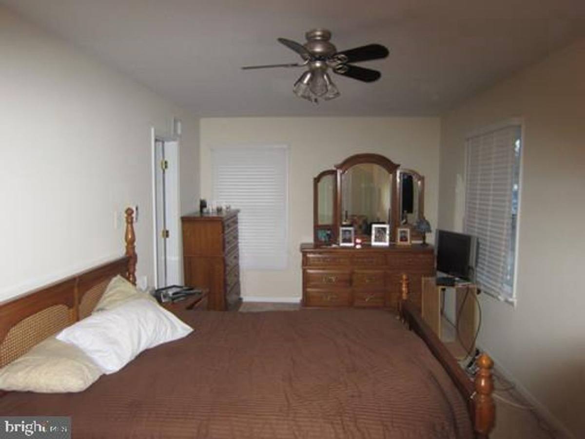 House for rent at 2131 Pimmit Dr, Falls Church, VA 22043