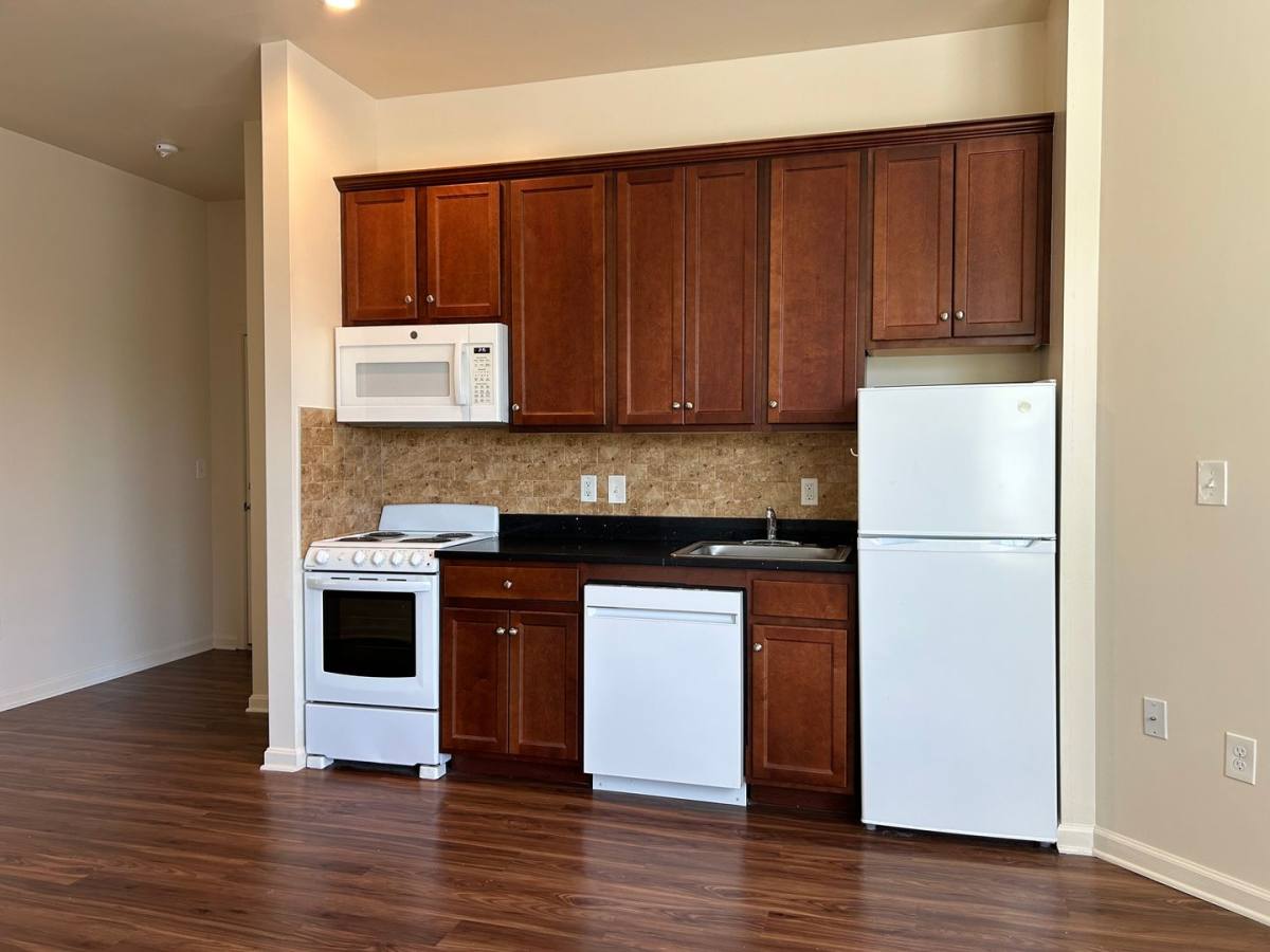 Apartment for rent at 1601 6th St NW, Washington, DC 20001