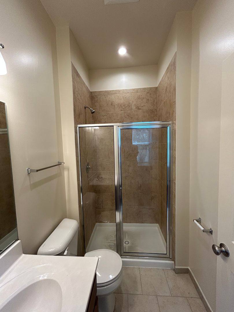 Apartment for rent at 1601 6th St NW, Washington, DC 20001