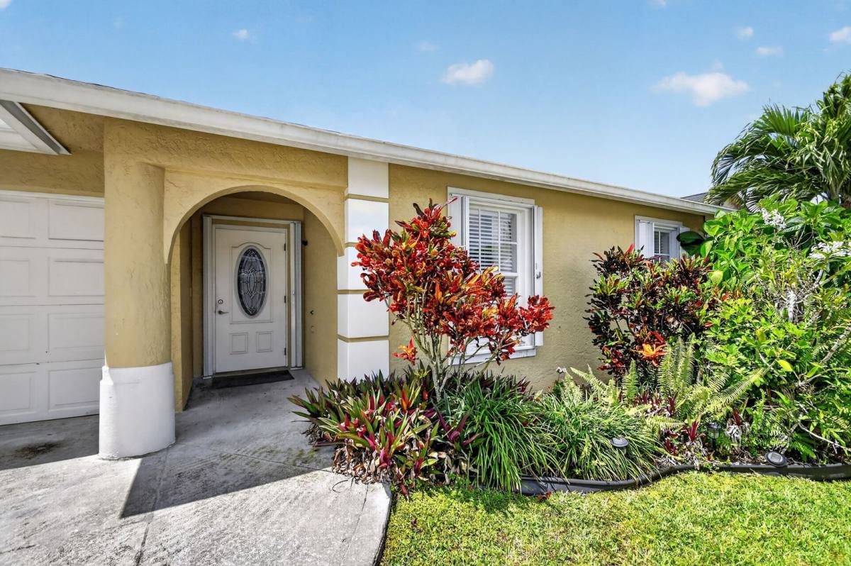 House for rent at 1080 Salmon Isle Greenacres, West Palm Beach, FL 33413