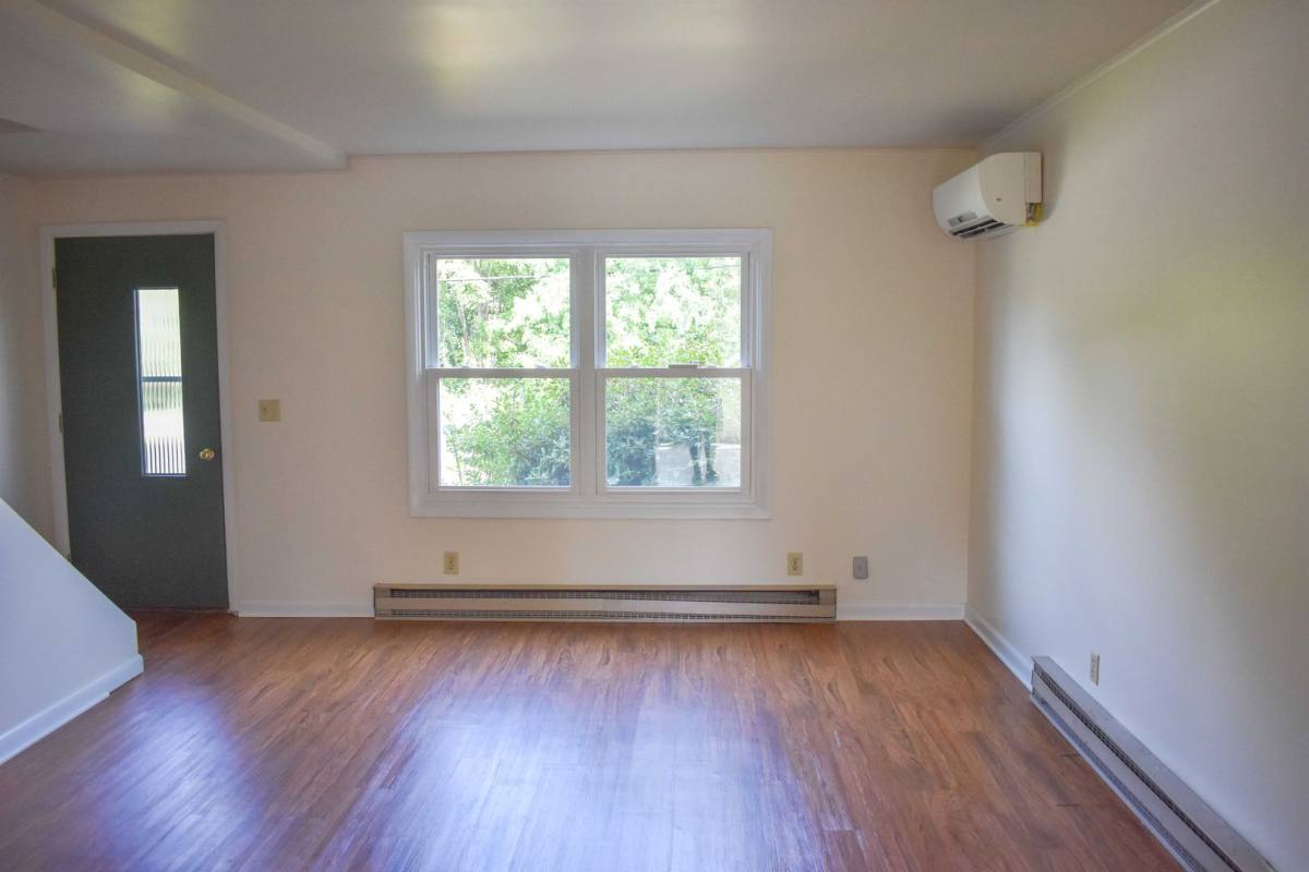 Apartment for rent at 311 Central Ave, Avis, PA 17721