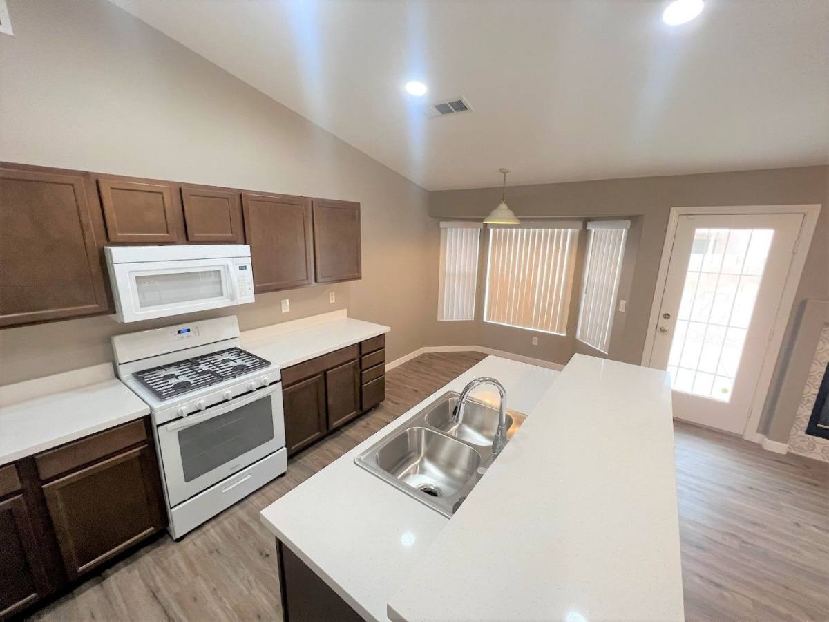 House for rent at 1929 Blue Ribbon Dr, Las Vegas, NV 89142