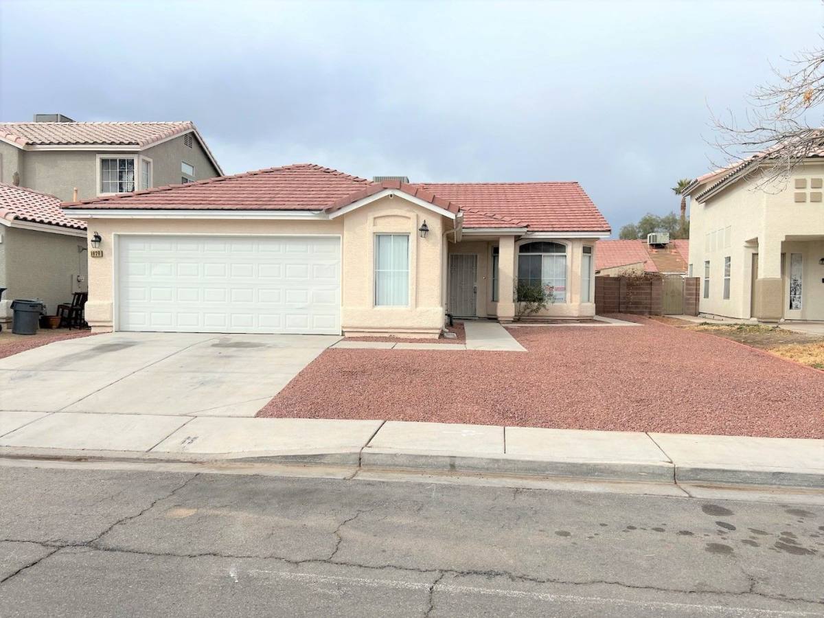 House for rent at 1929 Blue Ribbon Dr, Las Vegas, NV 89142