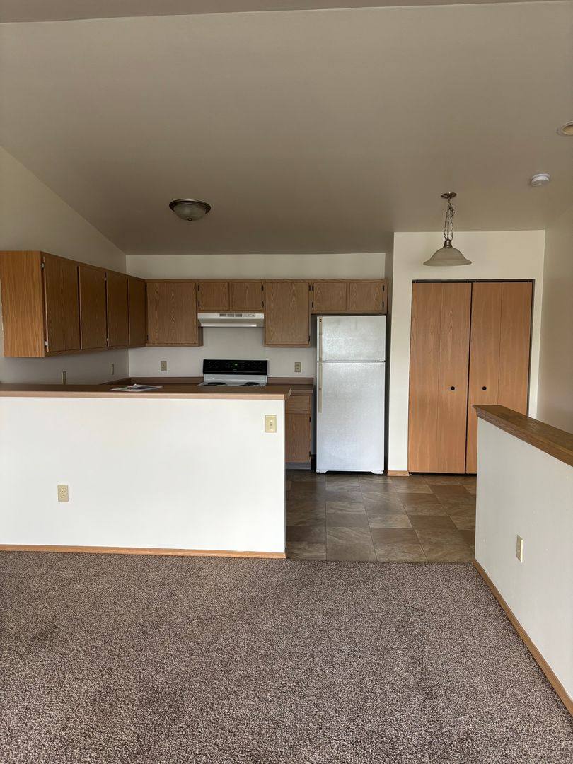 Apartment for rent at 225 Tamarack Dr, Lake Mills, WI 53551