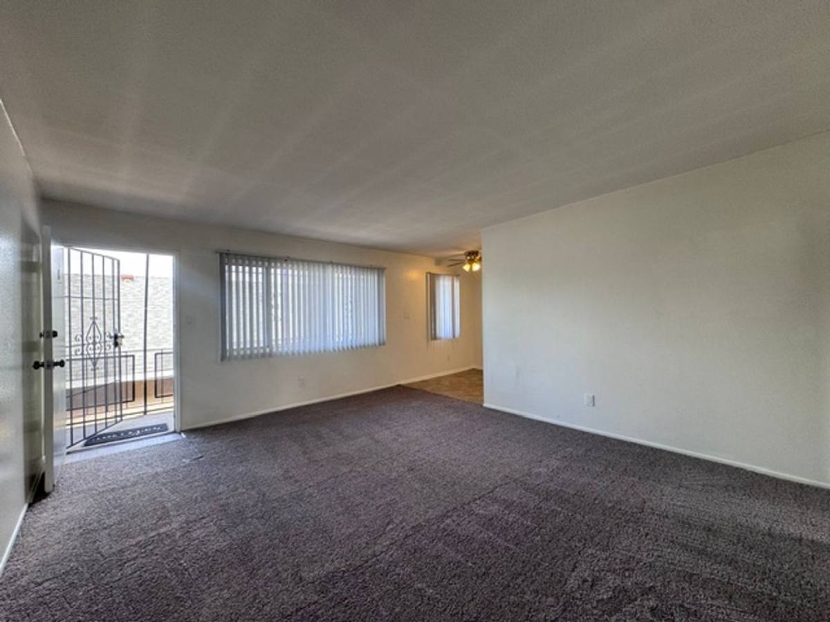 Apartment for rent at 1128 E 12th St, Long Beach, CA 90813