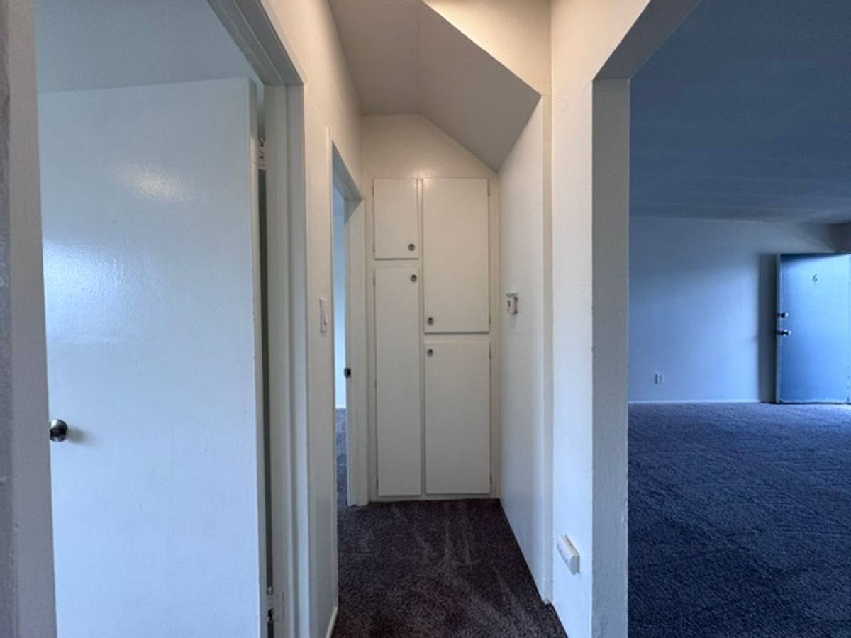 Apartment for rent at 1128 E 12th St, Long Beach, CA 90813
