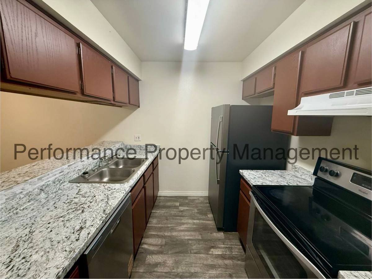 Apartment for rent at 730 James Rd, Bakersfield, CA 93308