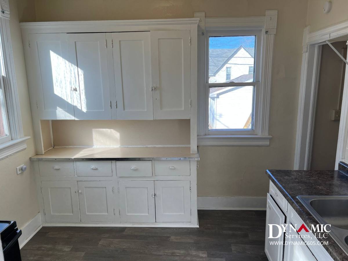 Townhouse for rent at 424 W 12th St, Sioux Falls, SD 57104