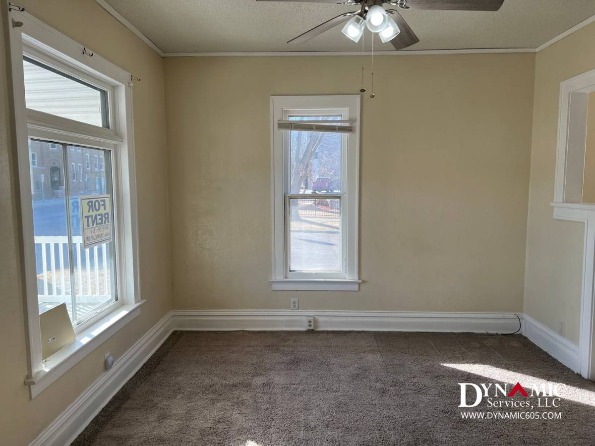 Townhouse for rent at 424 W 12th St, Sioux Falls, SD 57104