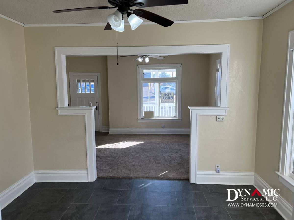 Townhouse for rent at 424 W 12th St, Sioux Falls, SD 57104