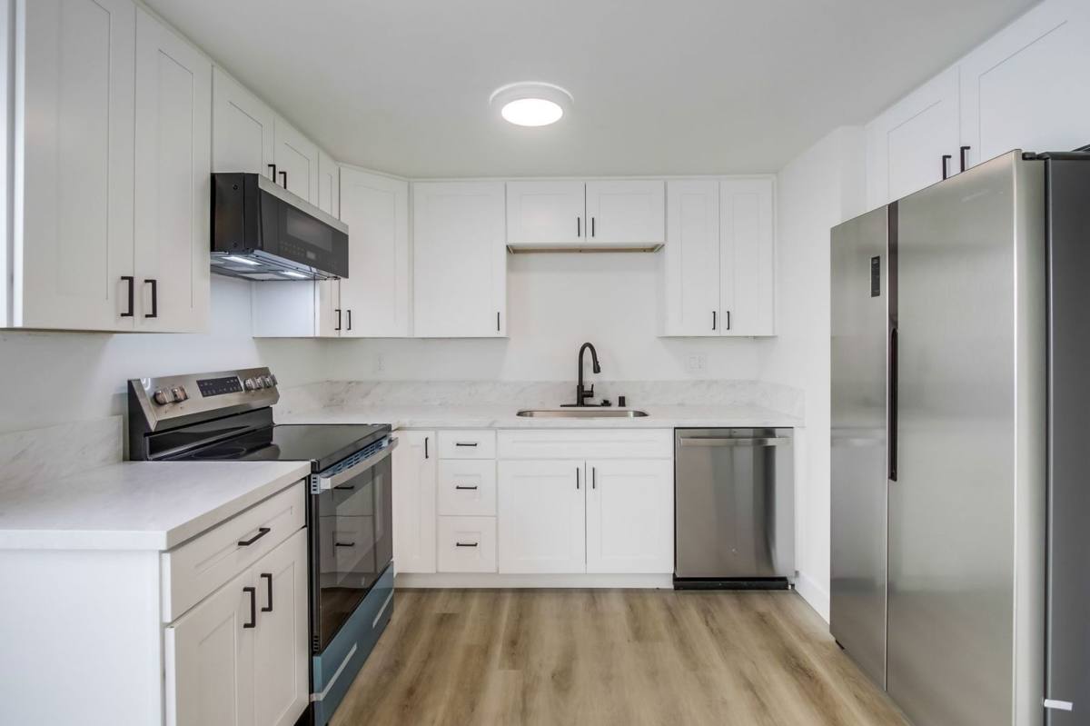 Townhouse for rent at 4938 Muir Ave, San Diego, CA 92107