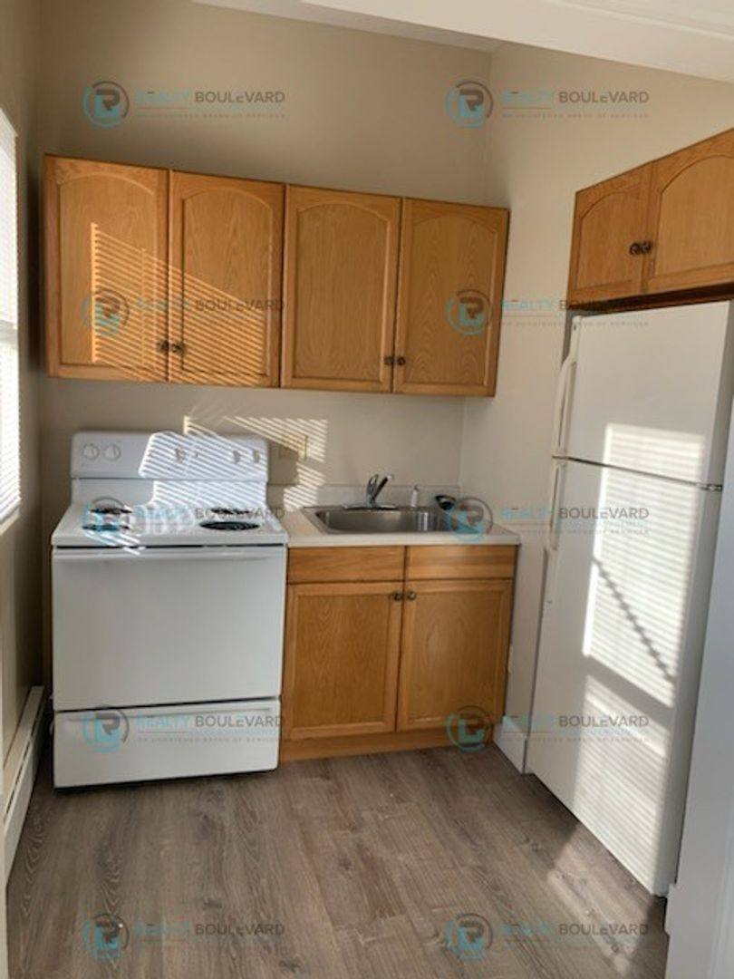 Apartment for rent at 245 W Taylor St, Reno, NV 89509