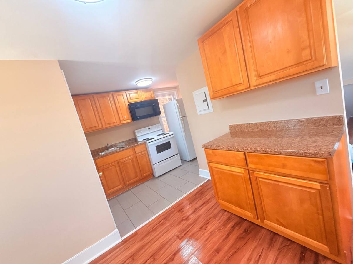 Apartment for rent at 384 E High St, Pottstown, PA 19464