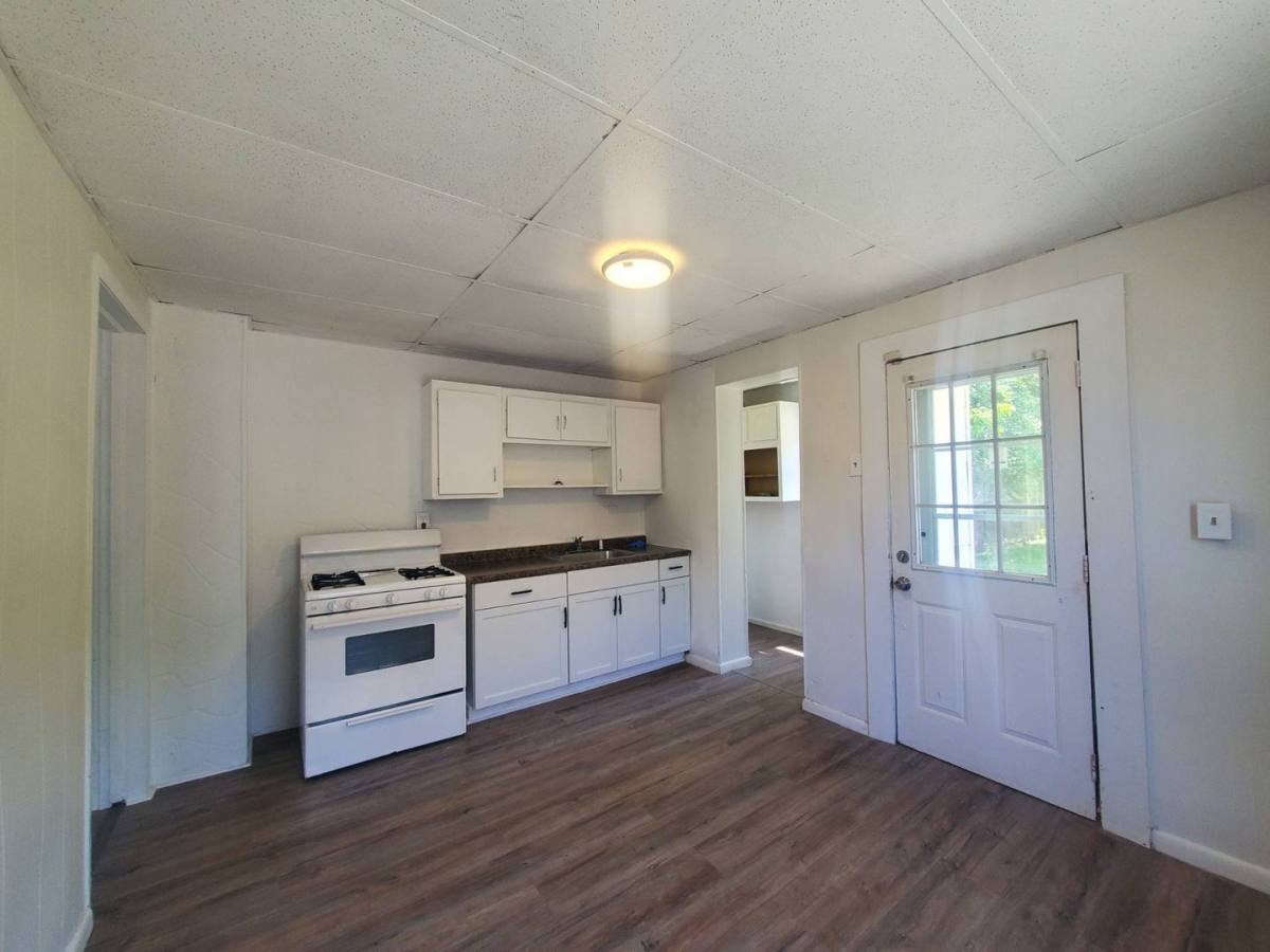 Apartment for rent at 7401 7311 Brinsmade Ave, Cleveland, OH 44102