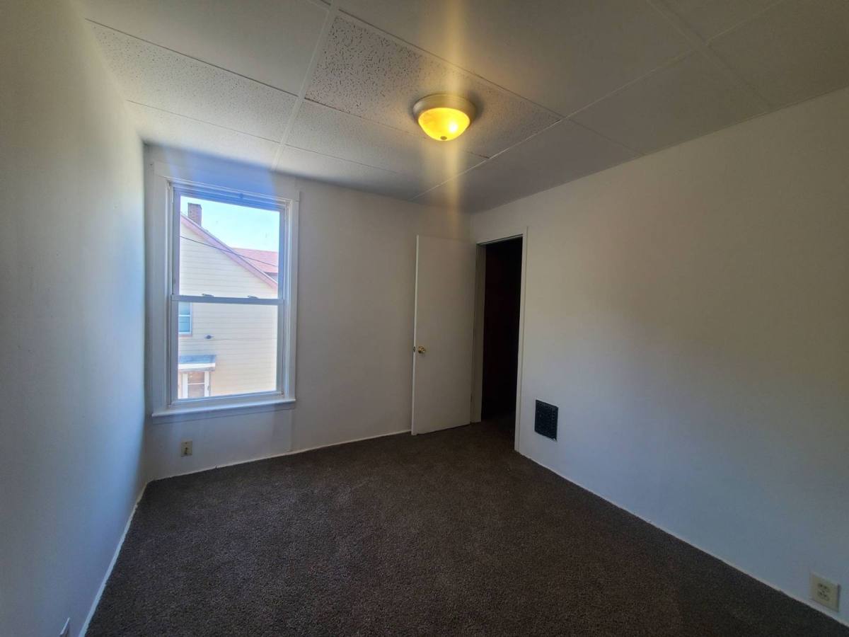 Apartment for rent at 7401 7311 Brinsmade Ave, Cleveland, OH 44102