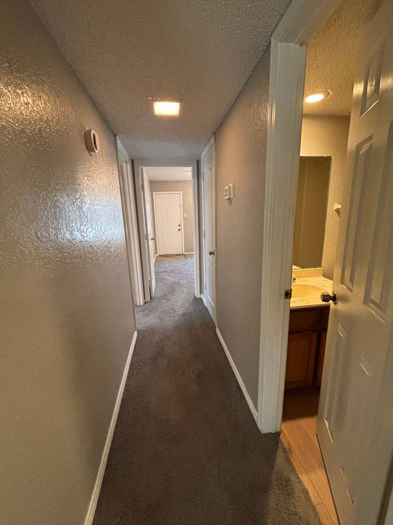 Apartment for rent at 6440 42 Woodbeach Dr, Fort Worth, TX 76133