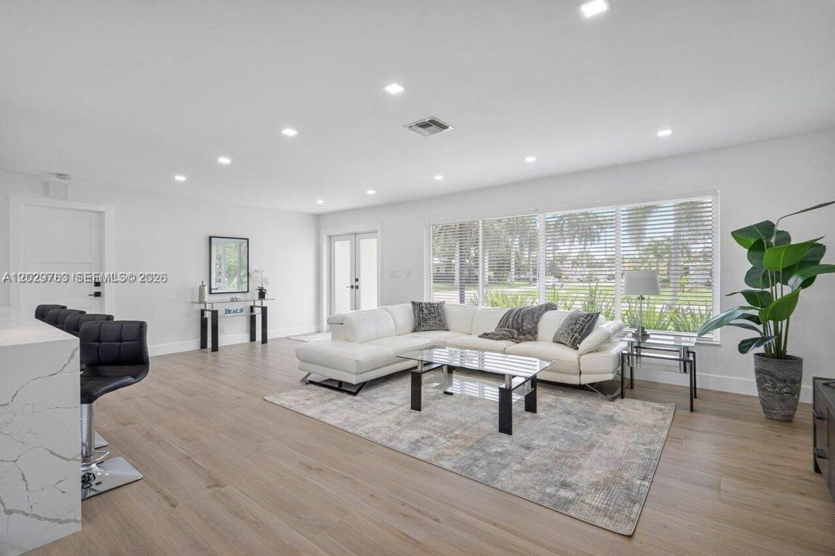 House for rent at 6991 NE 7th Ave, Boca Raton, FL 33487