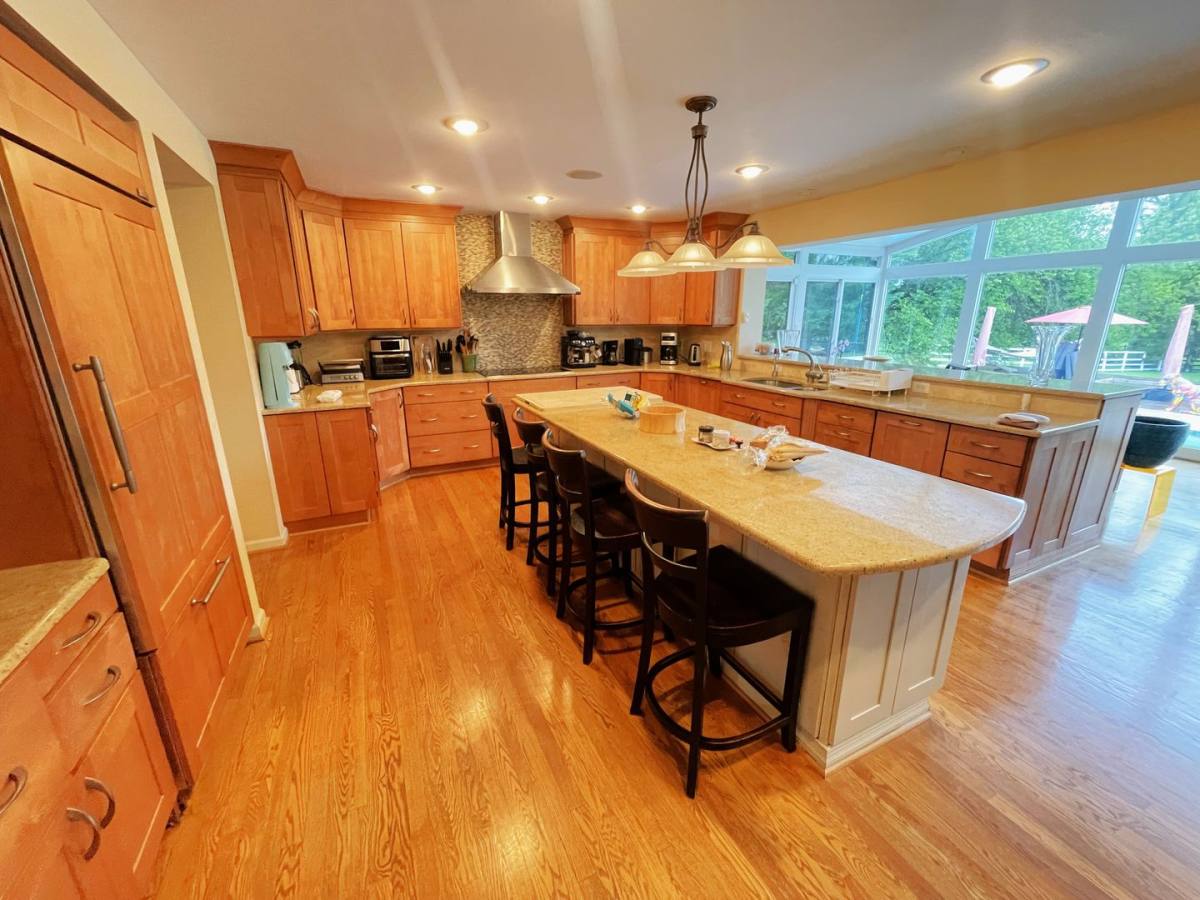 House for rent at 13209 Lantern Hollow Dr, Gaithersburg, MD 20878