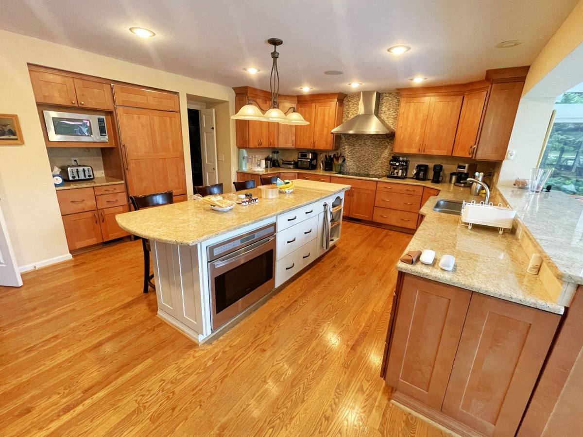 House for rent at 13209 Lantern Hollow Dr, Gaithersburg, MD 20878