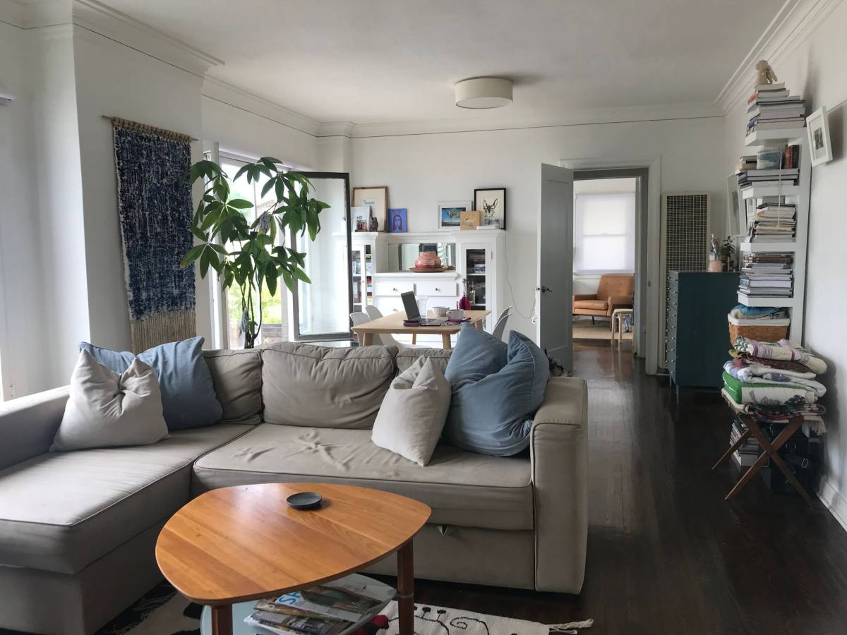 Apartment for rent at 706 N Rampart Blvd, Los Angeles, CA 90026