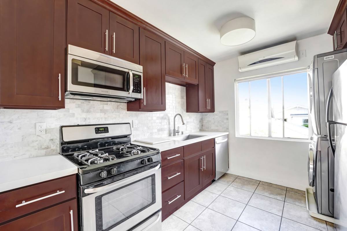 Apartment for rent at 706 N Rampart Blvd, Los Angeles, CA 90026