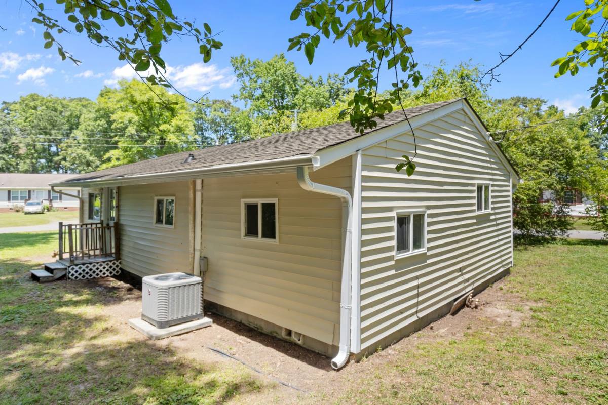 House for rent at 53 Harrell Dr, Suffolk, VA 23434