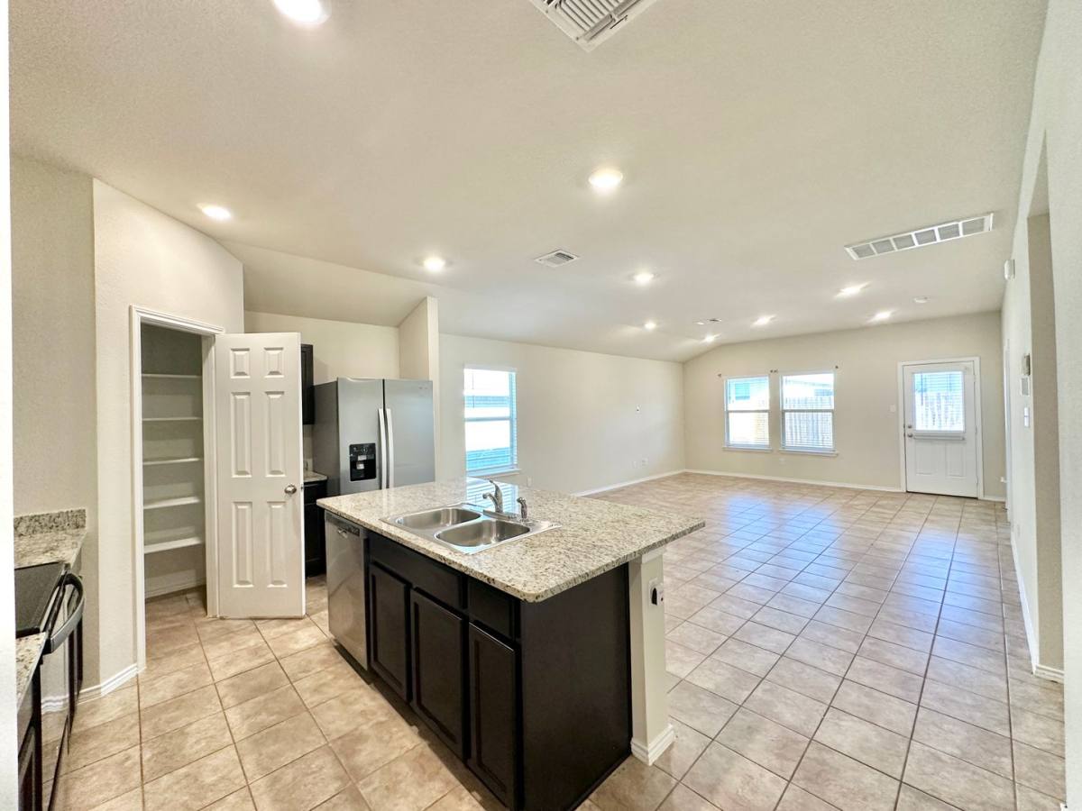 House for rent at 5911 Harriet Tubman Ave, Killeen, TX 76543