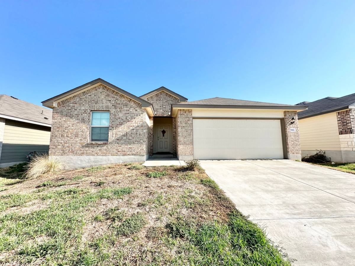 House for rent at 5911 Harriet Tubman Ave, Killeen, TX 76543
