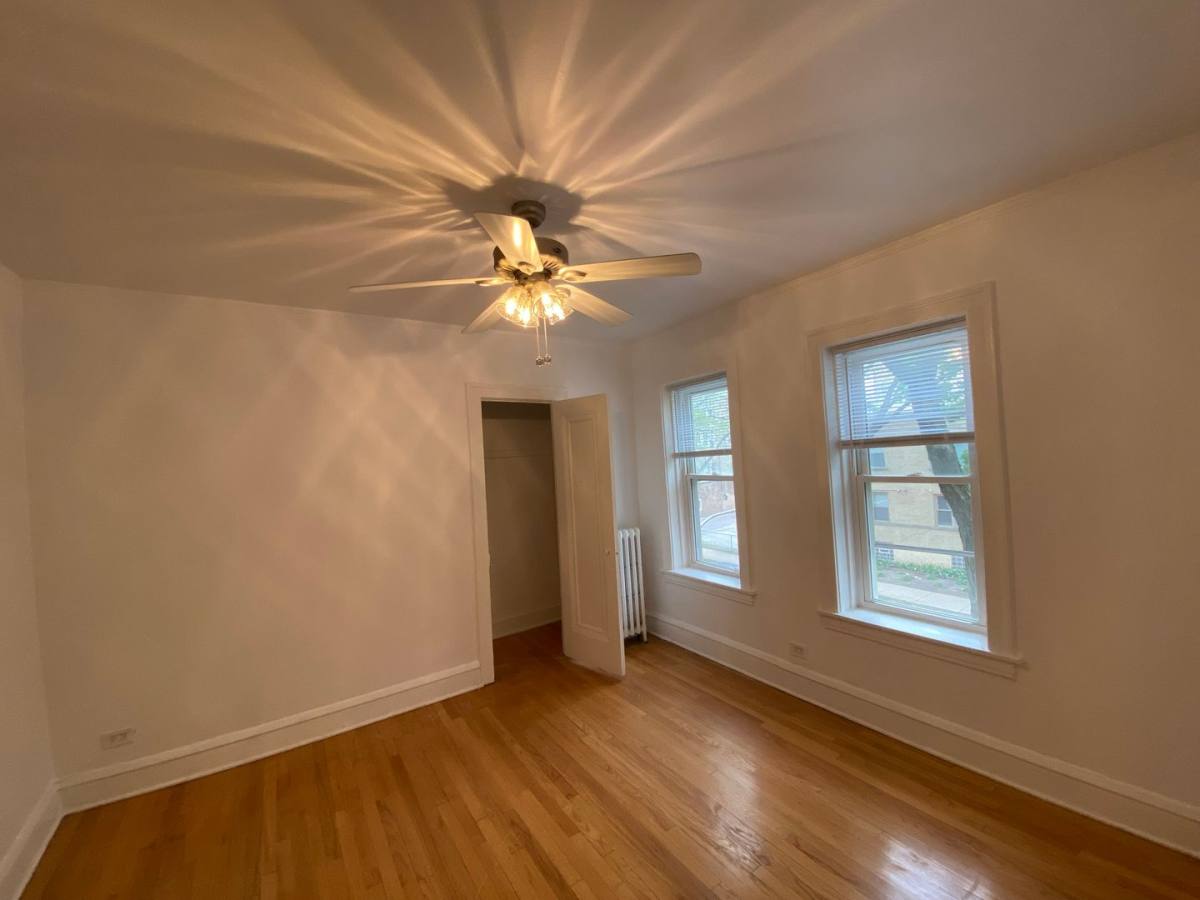 Apartment for rent at 6301-05 N Washtenaw Ave, Chicago, IL 60659
