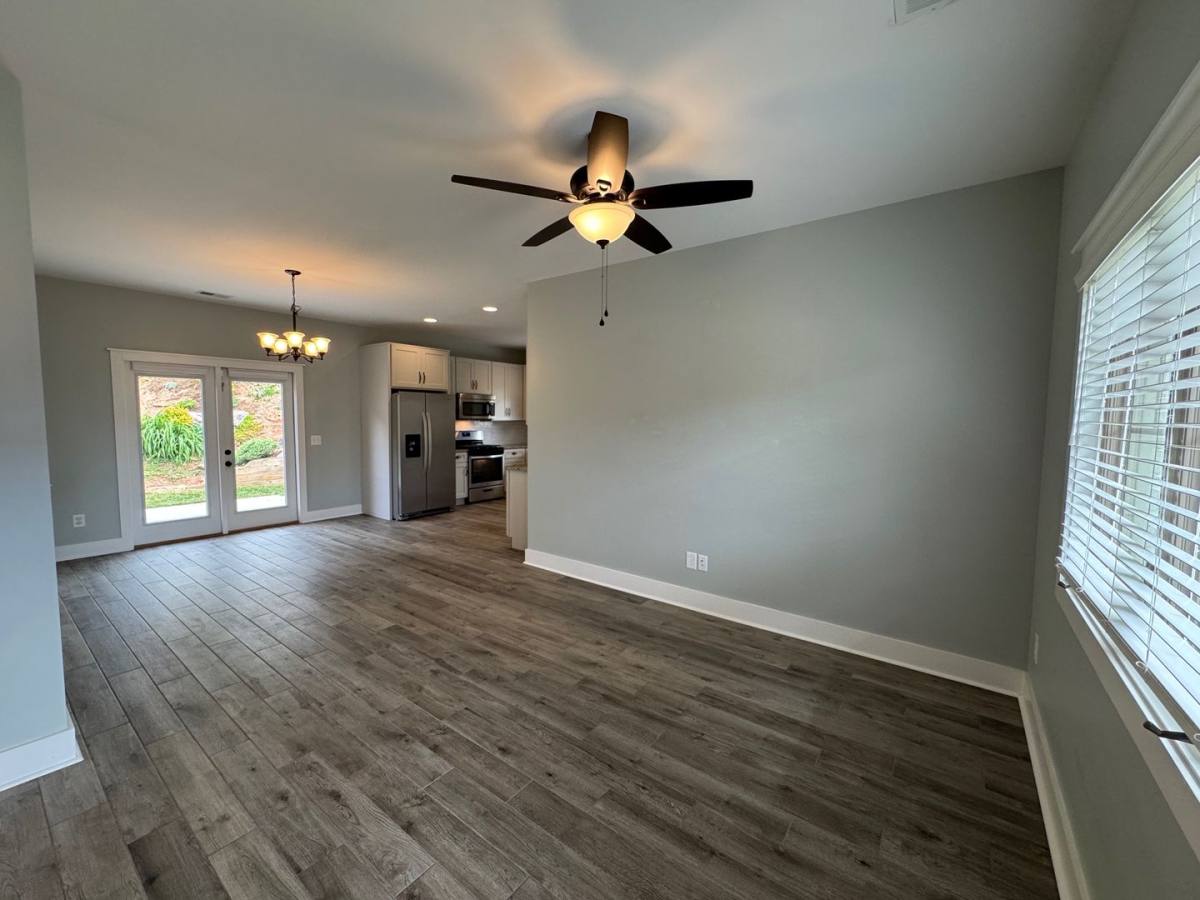 House for rent at 121 Chepstow Place, Black Mountain, NC 28711