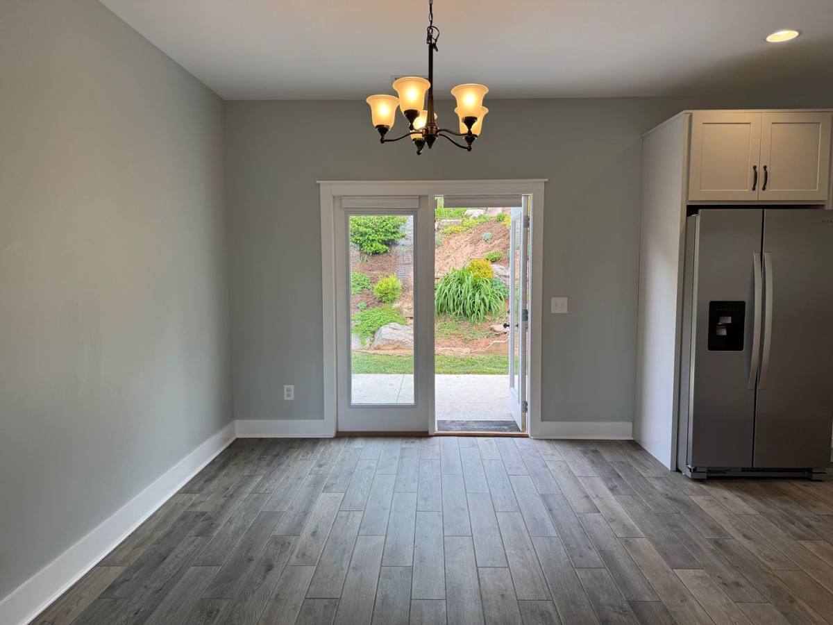 House for rent at 121 Chepstow Place, Black Mountain, NC 28711