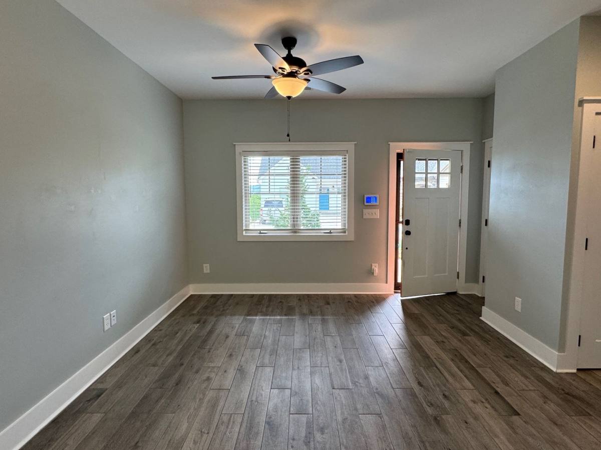 House for rent at 121 Chepstow Place, Black Mountain, NC 28711