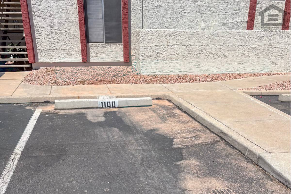 Condo for rent at 10610 S 48th St, Phoenix, AZ 85044