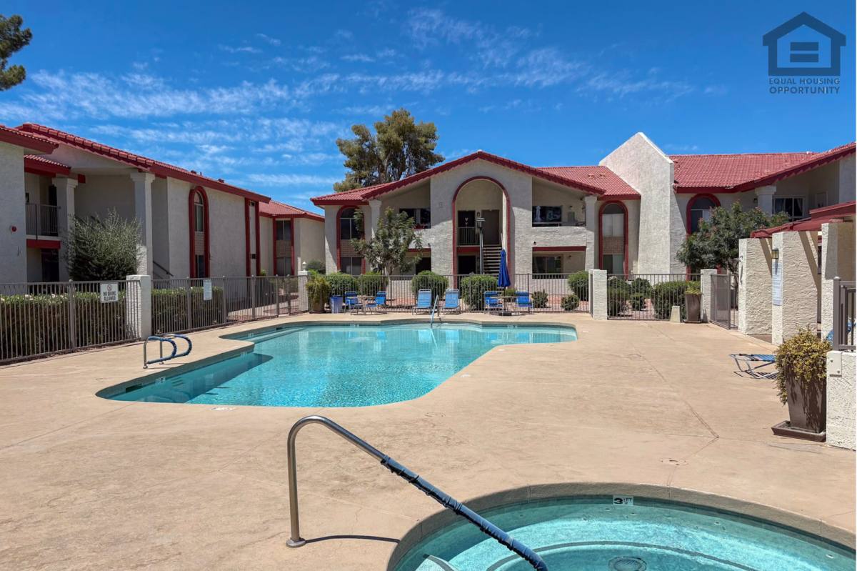 Condo for rent at 10610 S 48th St, Phoenix, AZ 85044