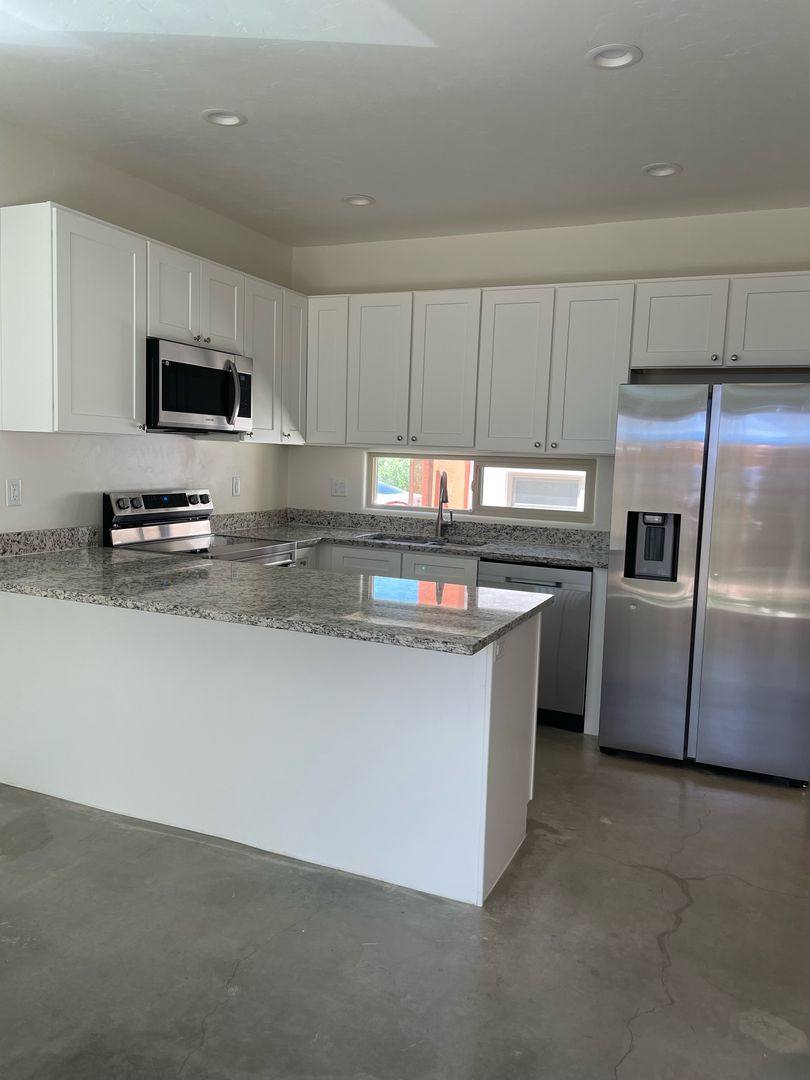 Apartment for rent at 3532-3540 N Country Club Rd, Tucson, AZ 85716