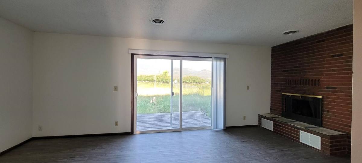Apartment for rent at 5817 Helena Dr, Missoula, MT 59803