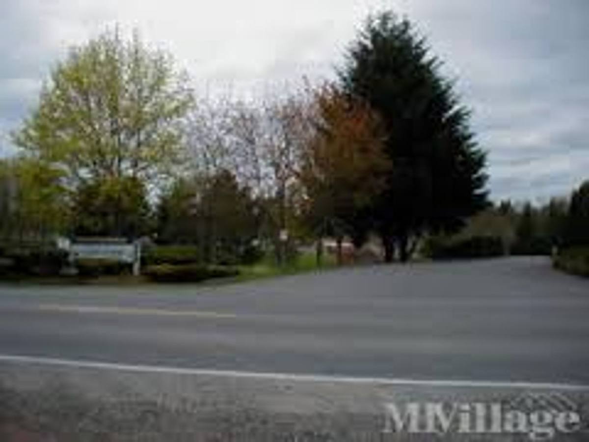 Apartment for rent at 3633 7th Ave SW, Olympia, WA 98502