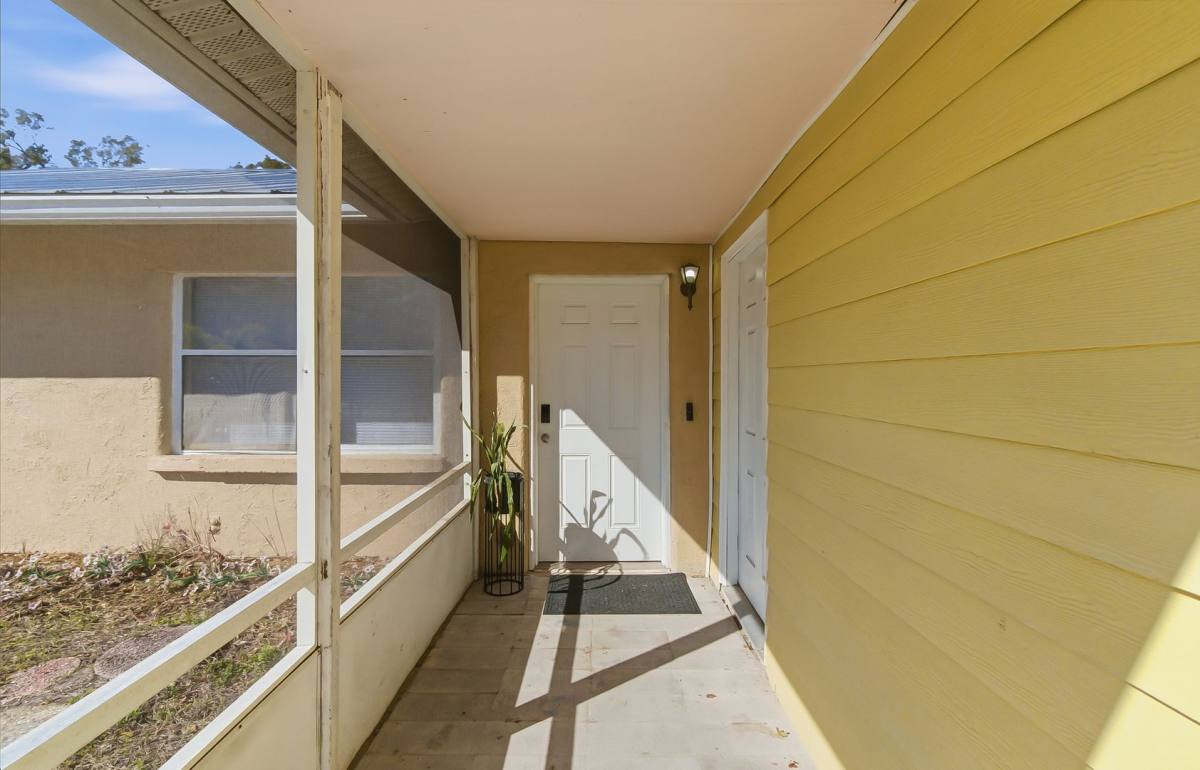 House for rent at 305 N Conrad Ave, Sarasota, FL 34237