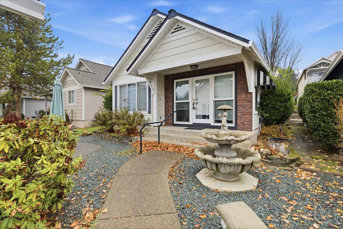 House for rent at 471 Scottsdale Circle, Medford, OR 97504