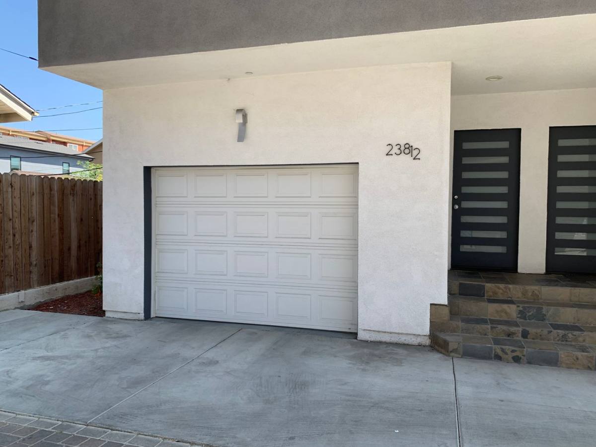 Apartment for rent at 236-238 1 2 N Dillon St, Los Angeles, CA 90026