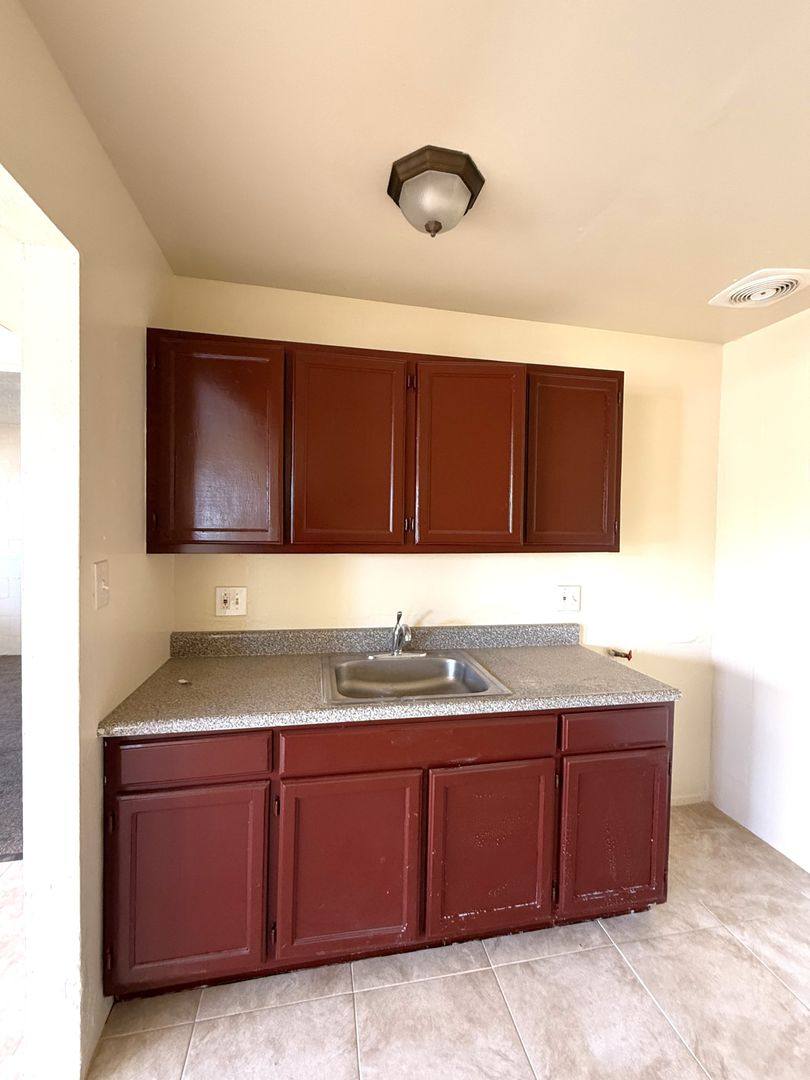 Apartment for rent at 1678 Scott Ave, El Centro, CA 92243