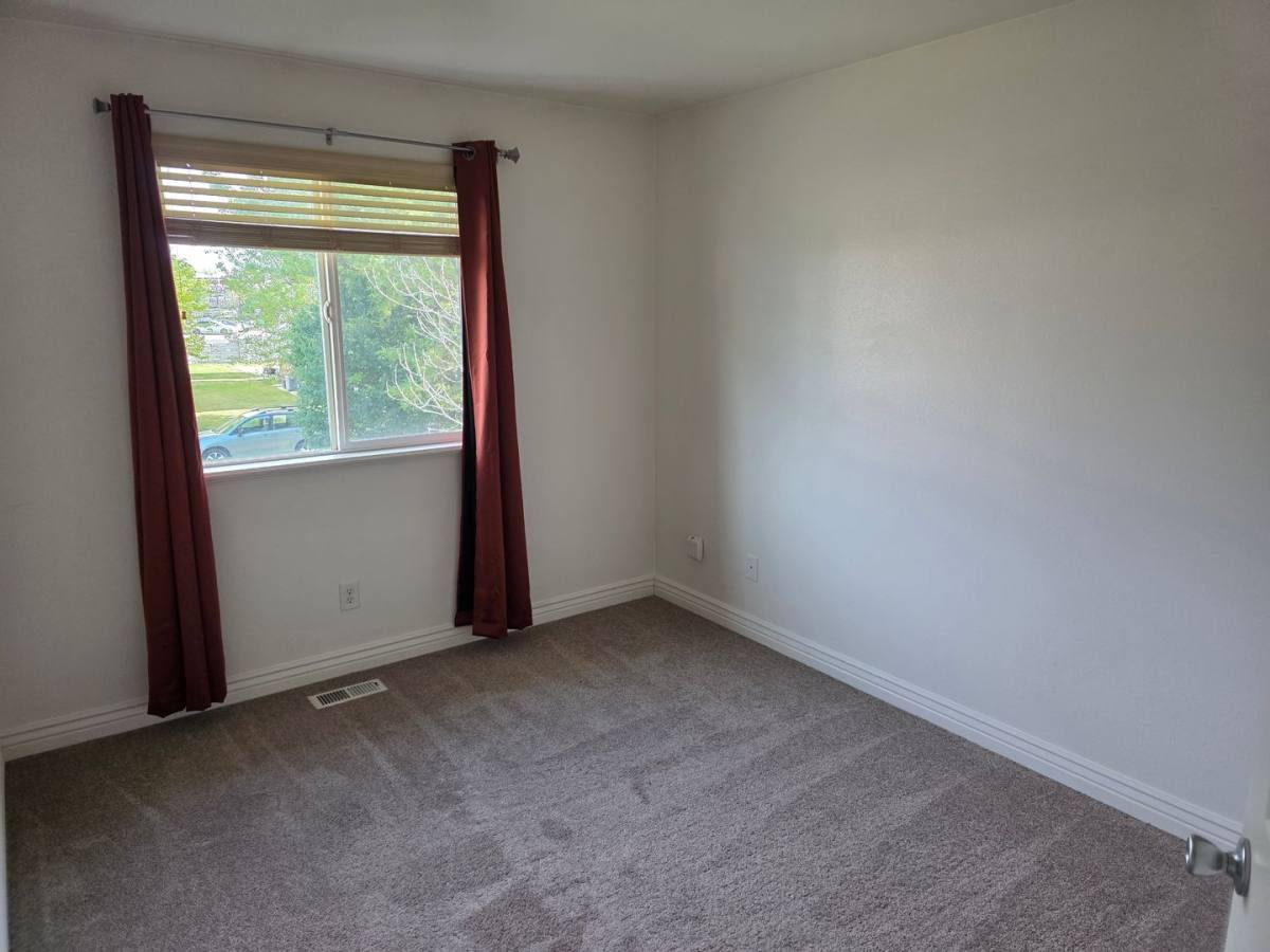 Townhouse for rent at 482 E 475 N, Ogden, UT 84404