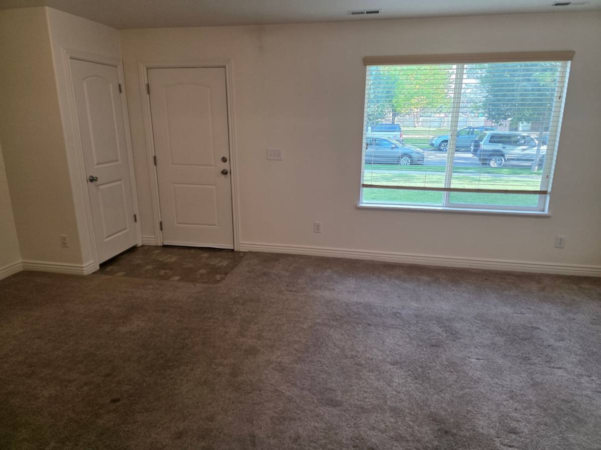 Townhouse for rent at 482 E 475 N, Ogden, UT 84404