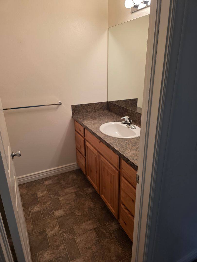 Townhouse for rent at 482 E 475 N, Ogden, UT 84404