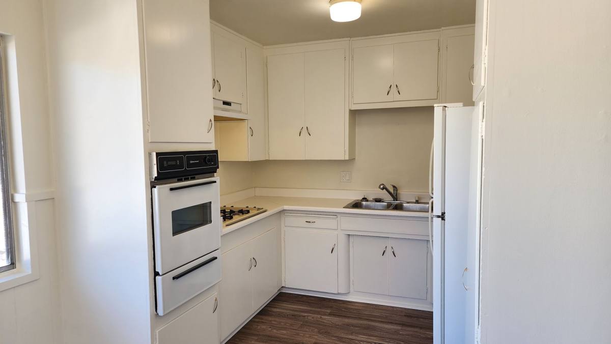 Apartment for rent at 164-70 D Ave, Coronado, CA 92118