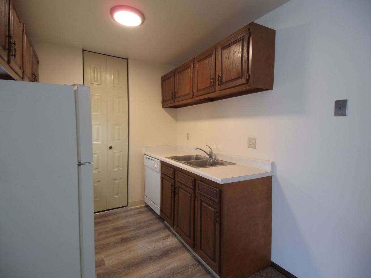 Apartment for rent at 4701 Indian Hills Dr, Racine, WI 53406