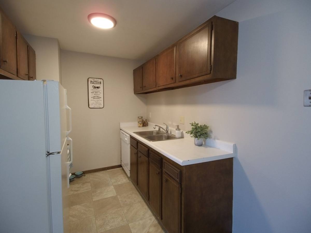 Apartment for rent at 4701 Indian Hills Dr, Racine, WI 53406