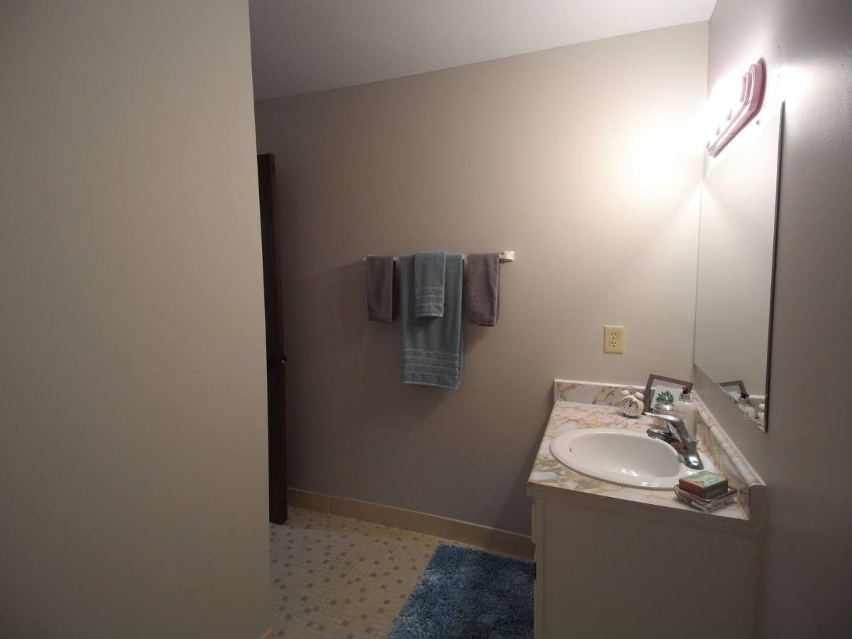 Apartment for rent at 4701 Indian Hills Dr, Racine, WI 53406