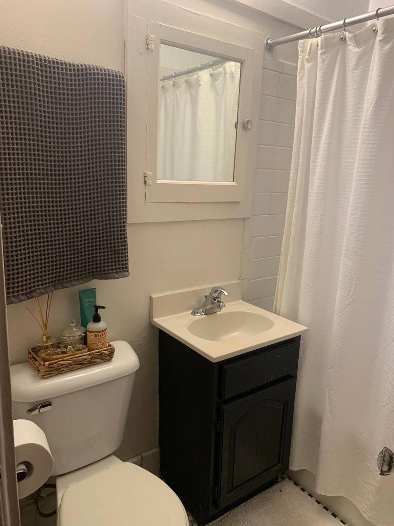 Apartment for rent at 3229 N Oakland Ave, Milwaukee, WI 53211